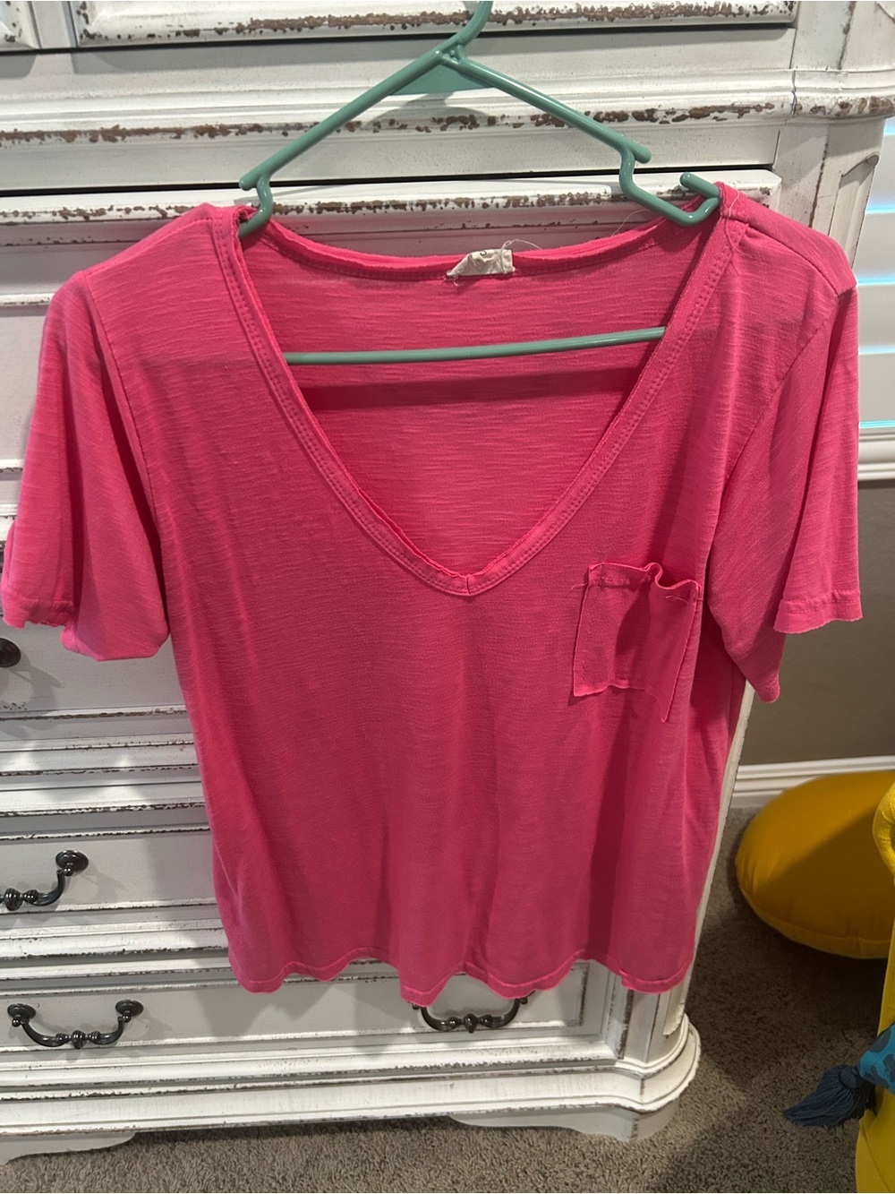 Women's POL v Neck Pocket Tee - Pink
